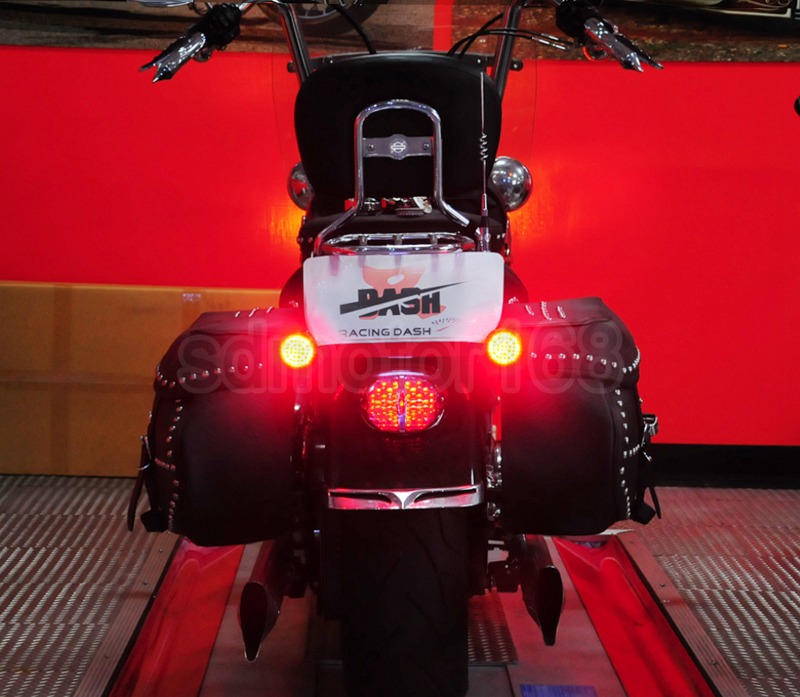 Harley Fat Boy 安裝wintec機車專用對講機雙人版