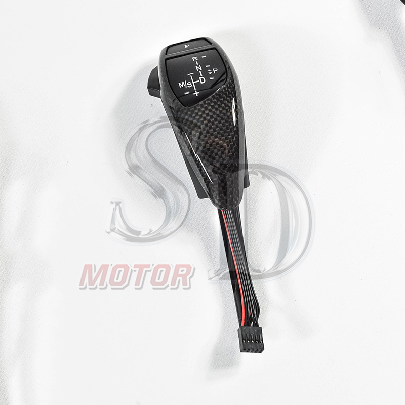 For BMW X3 E83 LED 拇指型排檔頭 A/T，左駕，CF直紋(1X1)，無警示燈